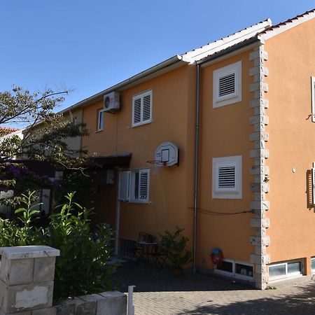 Apartment Andrea Orebic Luaran gambar