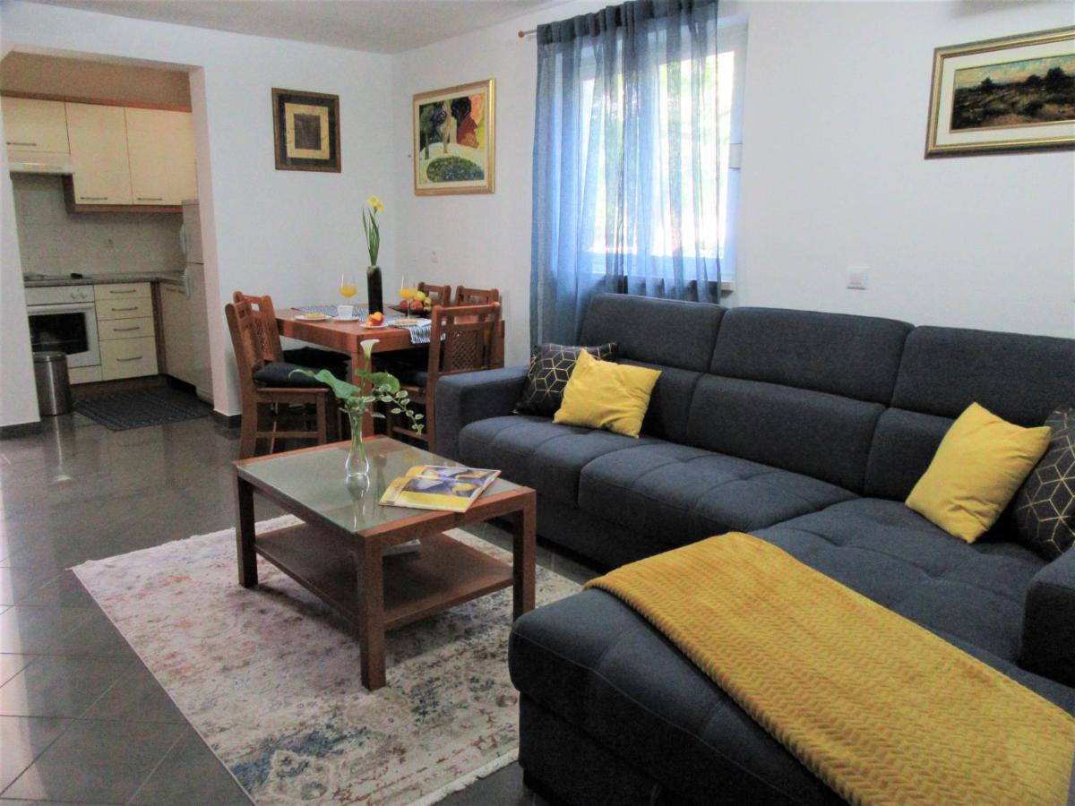 Apartment Andrea Orebic Luaran gambar