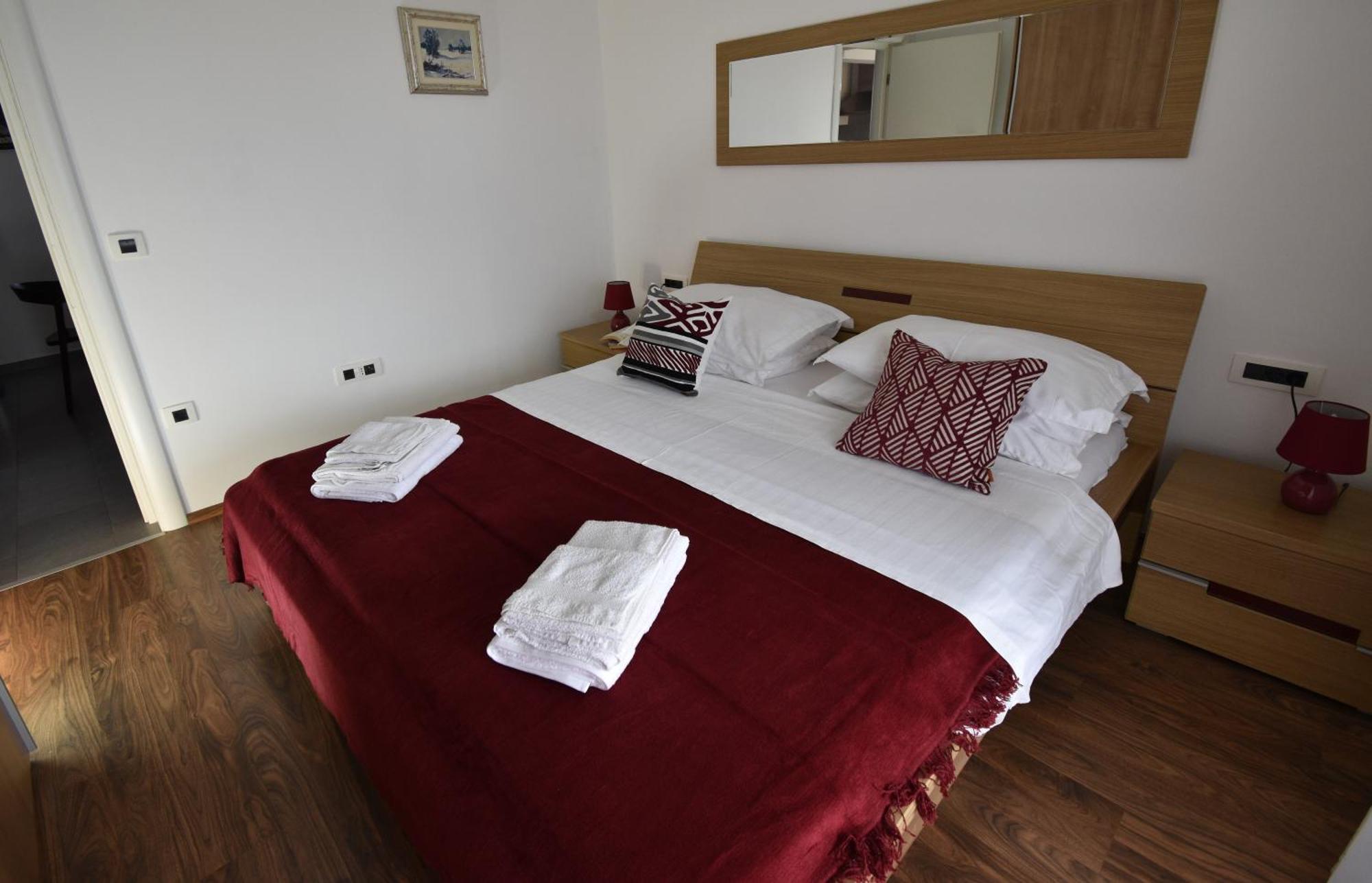 Apartment Andrea Orebic Luaran gambar